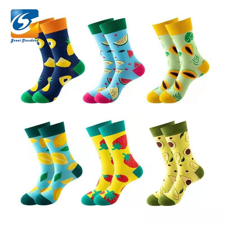 Модні чоловічі смішні шкарпетки