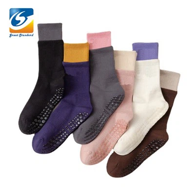 Шкарпетки для пілатесу